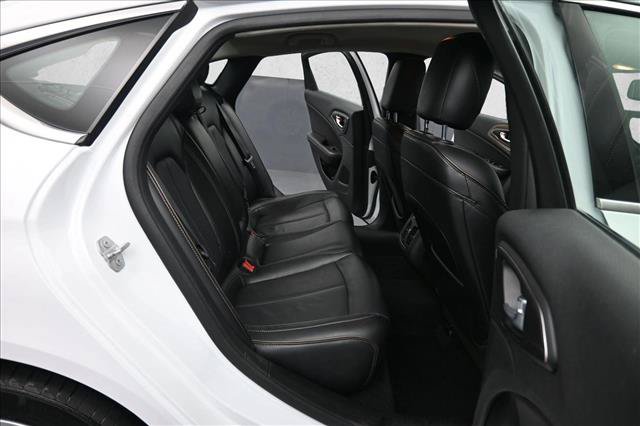 Used 2015 Chrysler 200 C w/ Navigation & Sound Group I FWD image 23