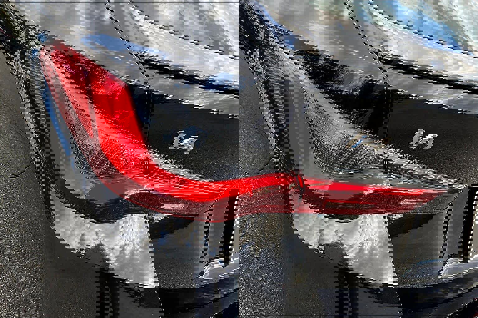 Used 2024 BMW i4 M50 image 30