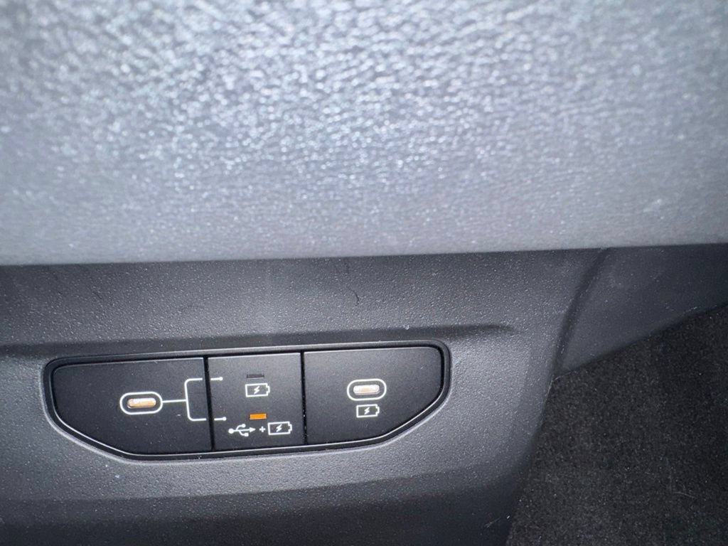 Used 2025 Kia EV6 Light w/ Light LR Technology Package AWD/4WD image 16