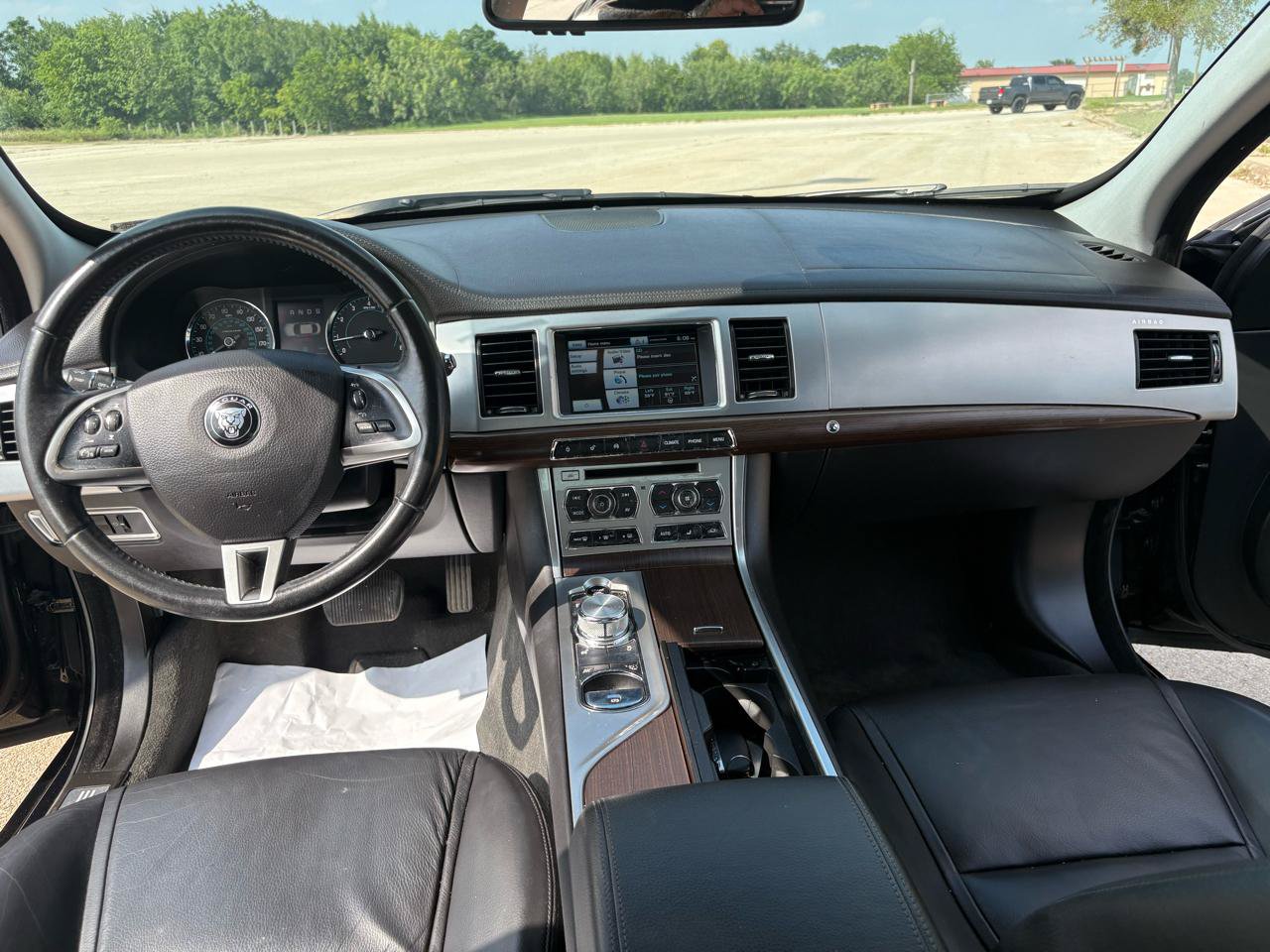 Used 2014 Jaguar XF 3.0 AWD/4WD image 41