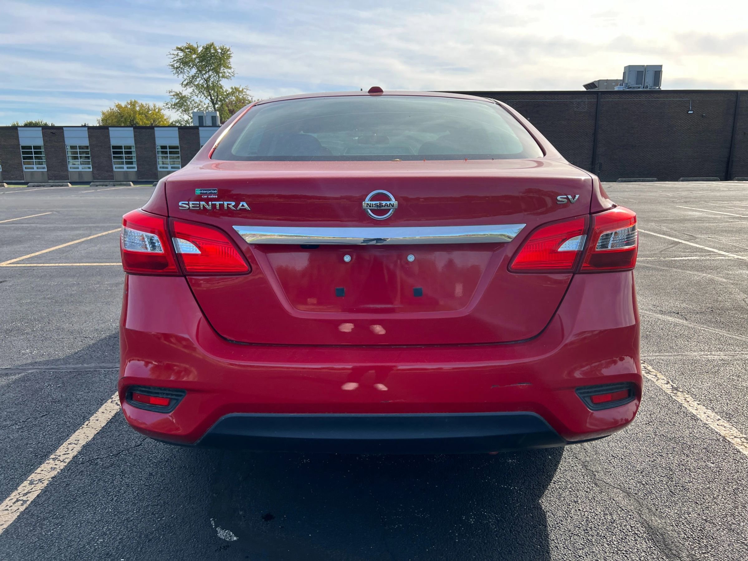 Used 2018 Nissan Sentra SV image 9