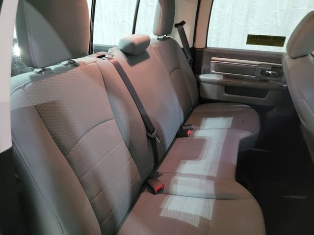 Used 2018 RAM 1500 Classic SLT w/ Luxury Group image 46