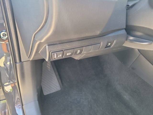 Used 2026 Toyota Corolla SE FWD image 20