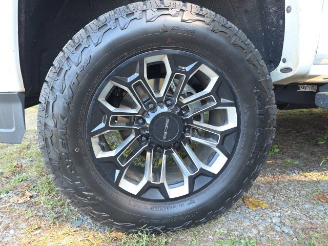 Used 2019 GMC Sierra 2500 Denali AWD/4WD image 2