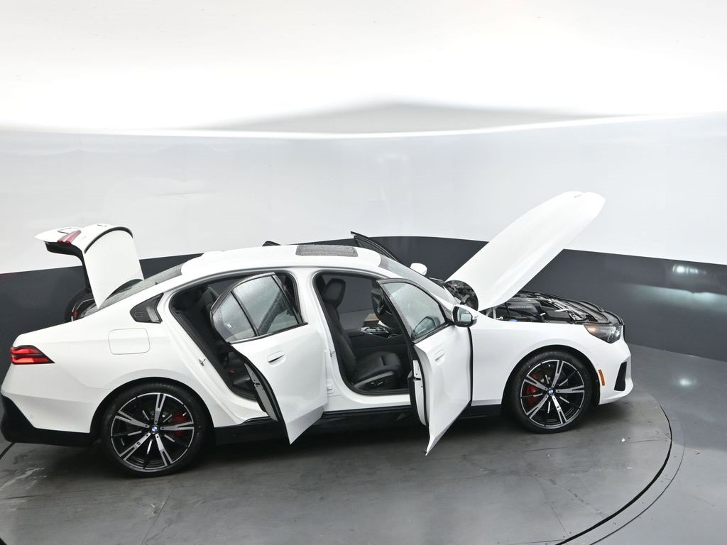 New 2026 BMW 530i w/ M Sport Package image 50