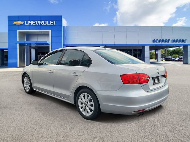 Used 2014 Volkswagen Jetta SE FWD image 3