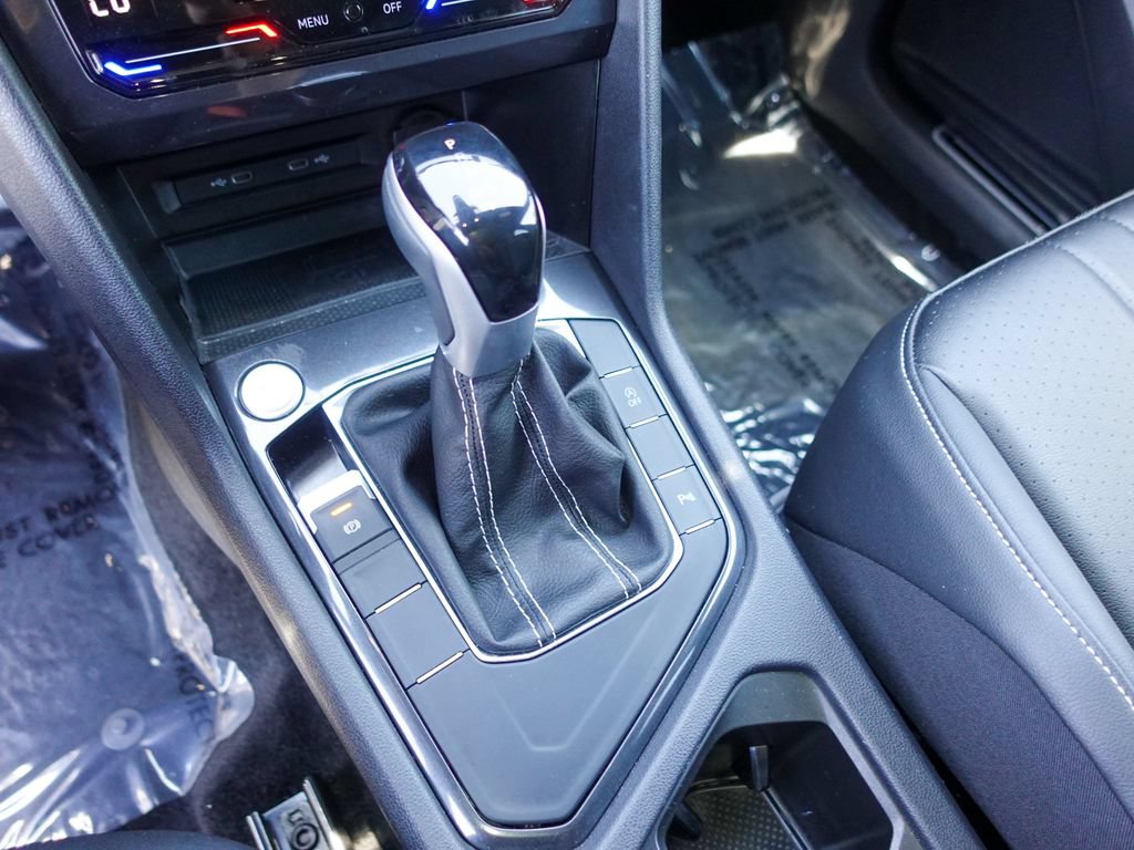 Used 2023 Volkswagen Tiguan SE R-Line FWD image 19