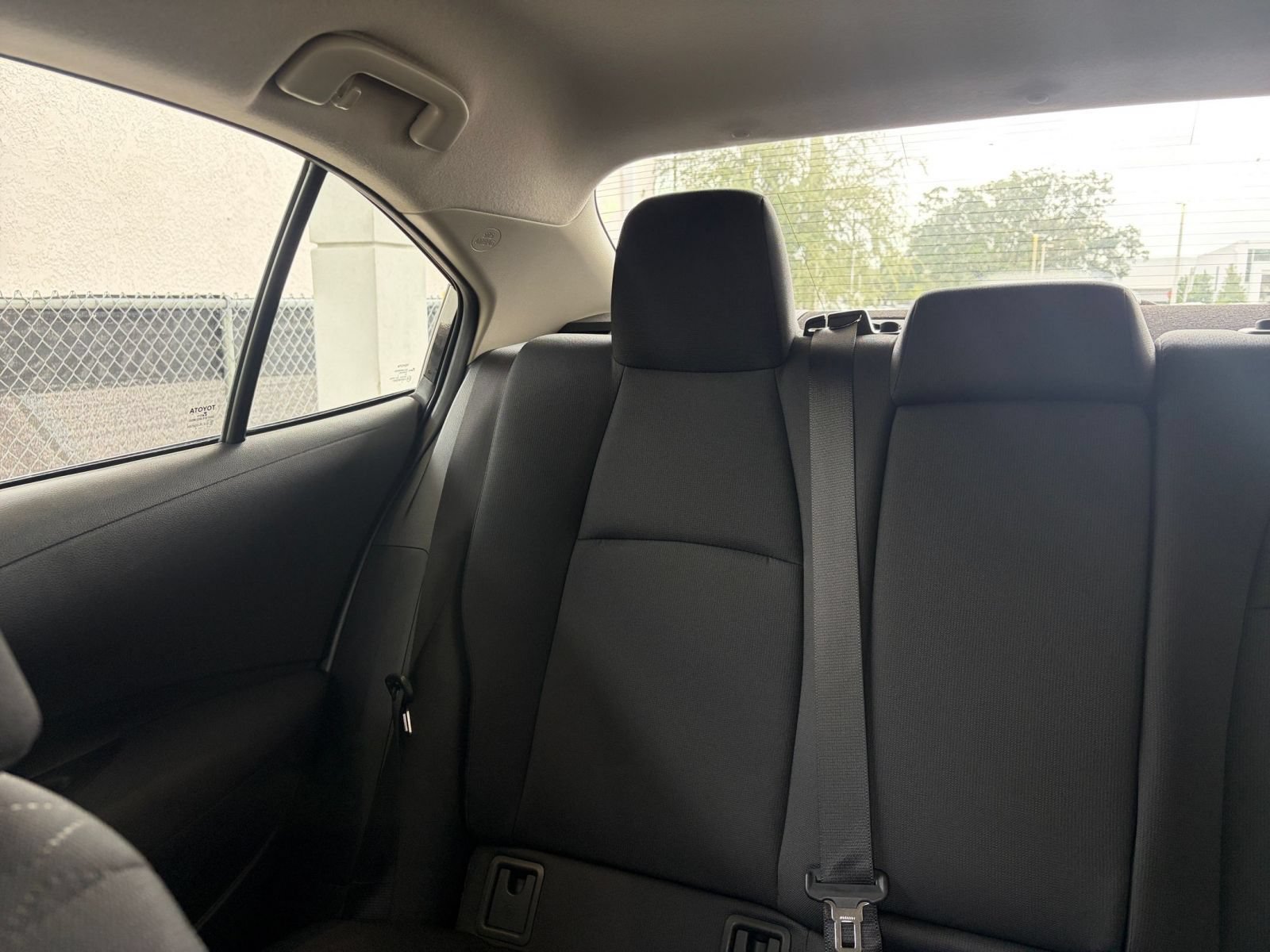 Used 2025 Toyota Corolla LE FWD image 38