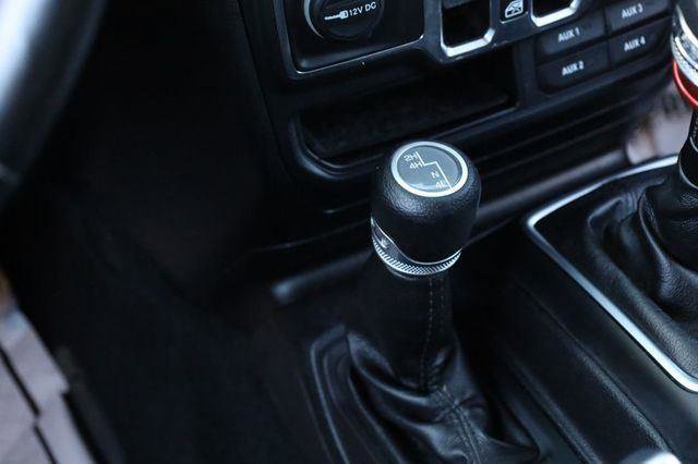 Used 2018 Jeep Wrangler Unlimited Sport S AWD/4WD image 38
