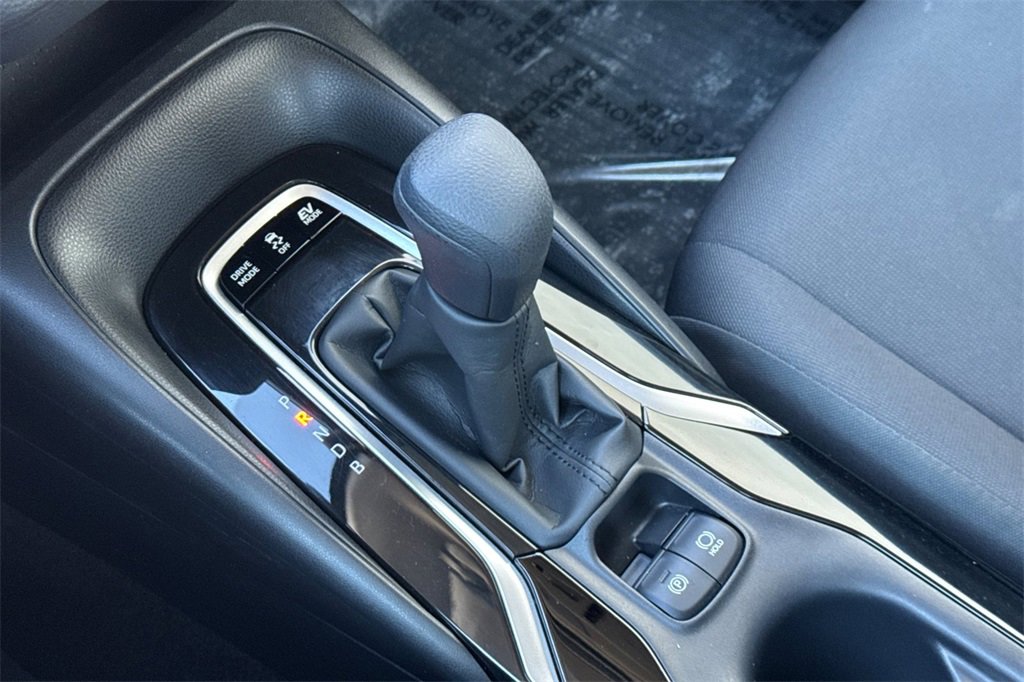 Used 2022 Toyota Corolla LE image 23