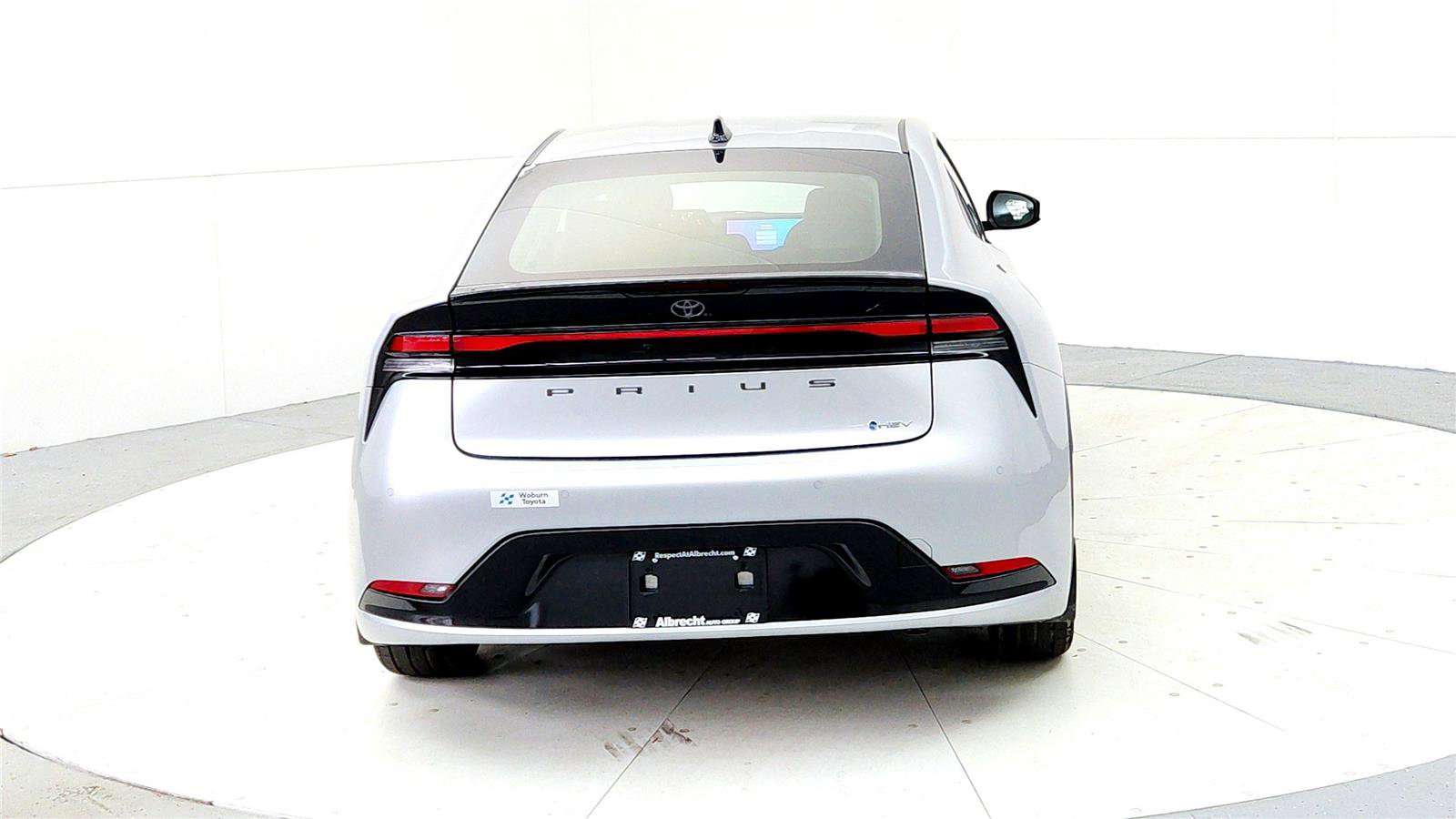 New 2026 Toyota Prius XLE image 5