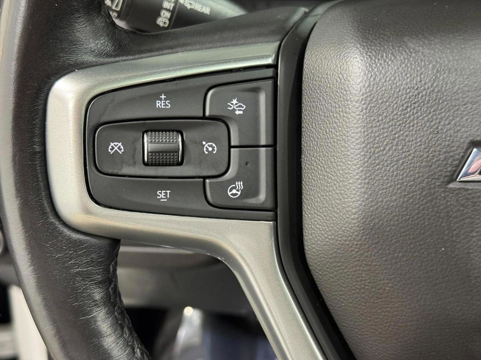 Used 2022 Chevrolet Tahoe Z71 w/ Luxury Package image 33