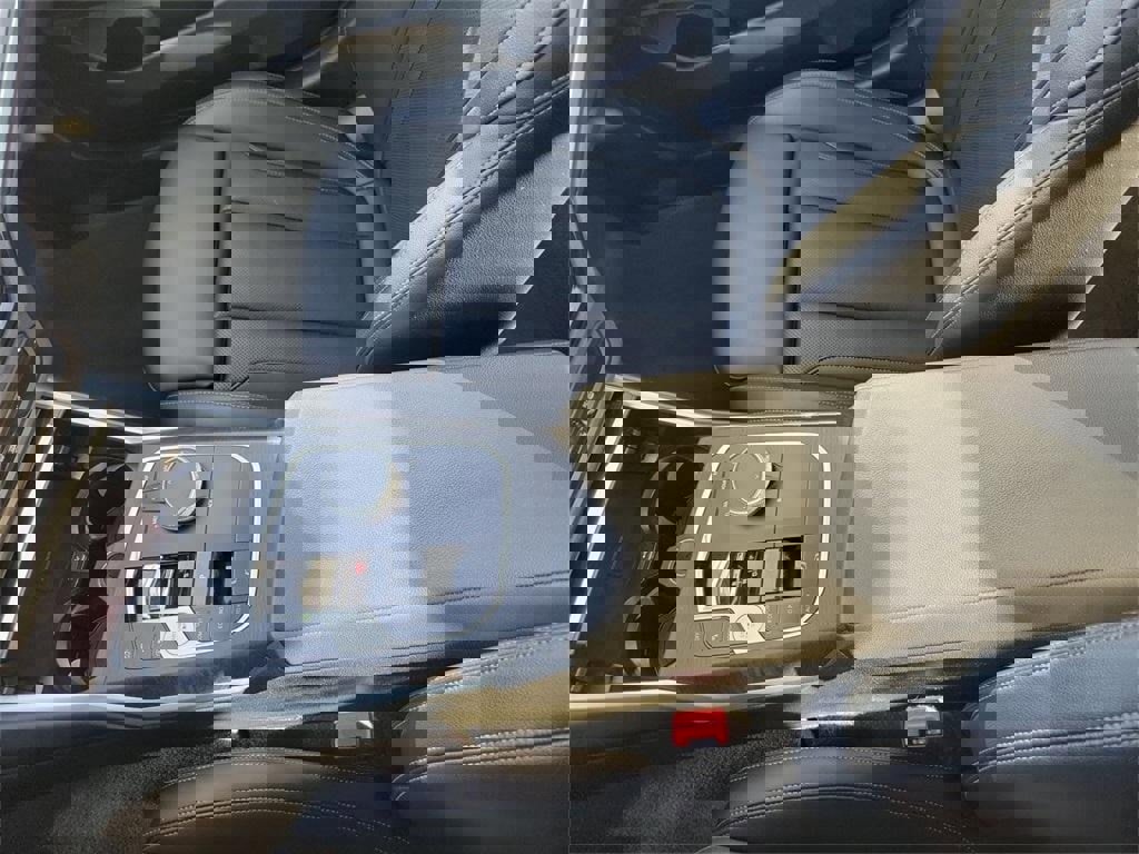 Used 2023 BMW 330i Sedan image 22