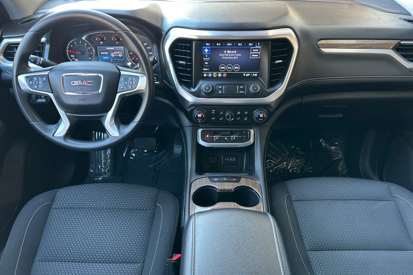 Certified 2023 GMC Acadia SLE w/ Elevation Edition image 16