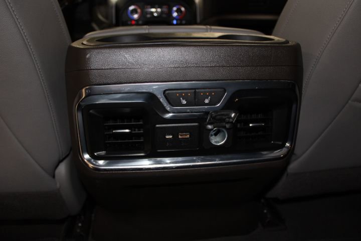 Used 2021 GMC Sierra 1500 SLT image 19