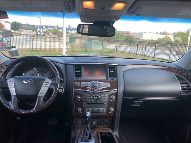 Used 2017 INFINITI QX80 2WD w/ Driver Assistance Package image 17