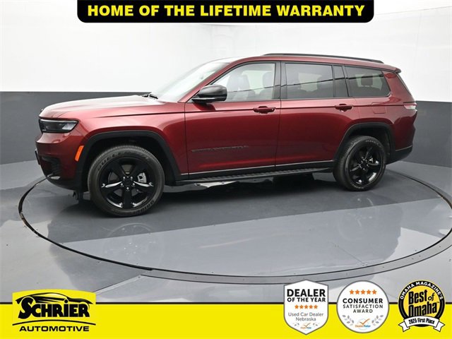Used 2021 Jeep Grand Cherokee L Laredo image 3