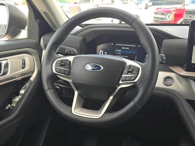 Used 2025 Ford Explorer Active RWD image 38