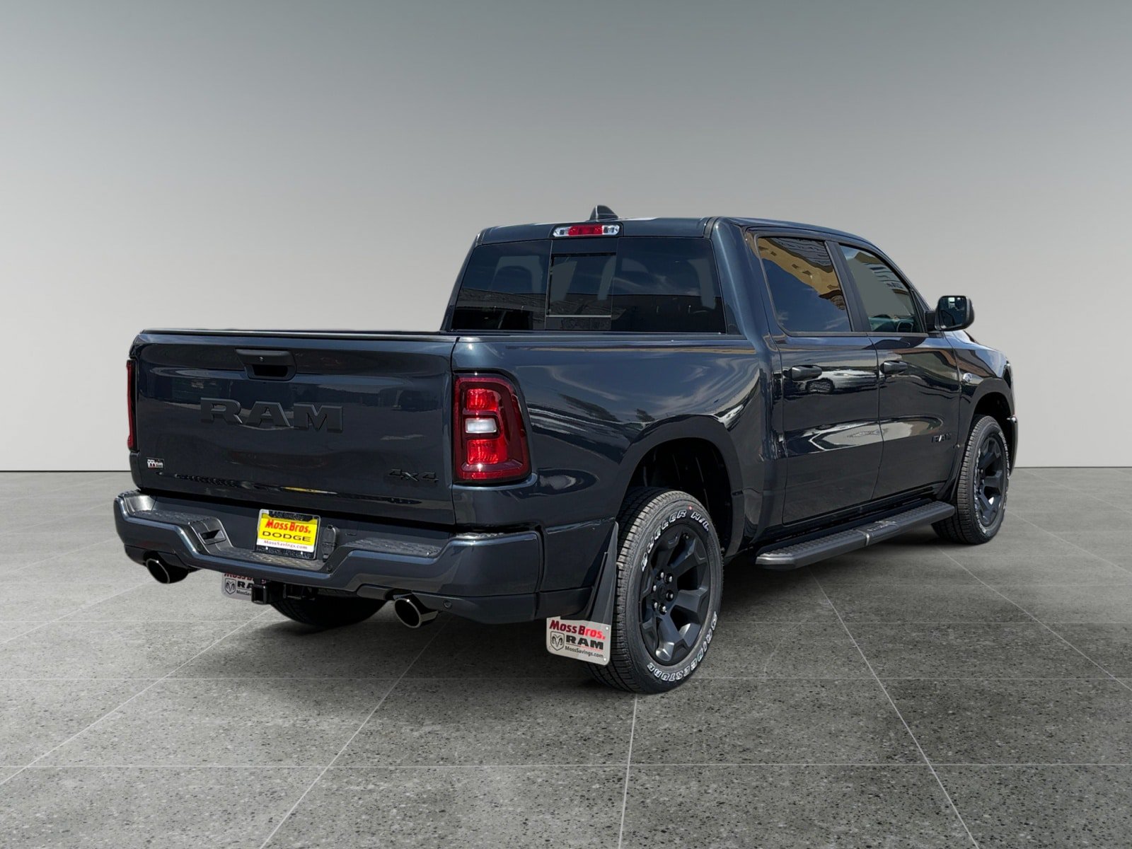 New 2026 RAM 1500 Express AWD/4WD image 5