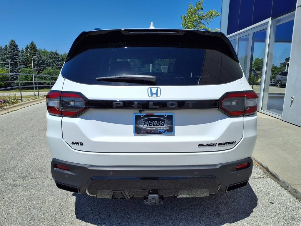 Used 2026 Honda Pilot Black Edition image 5
