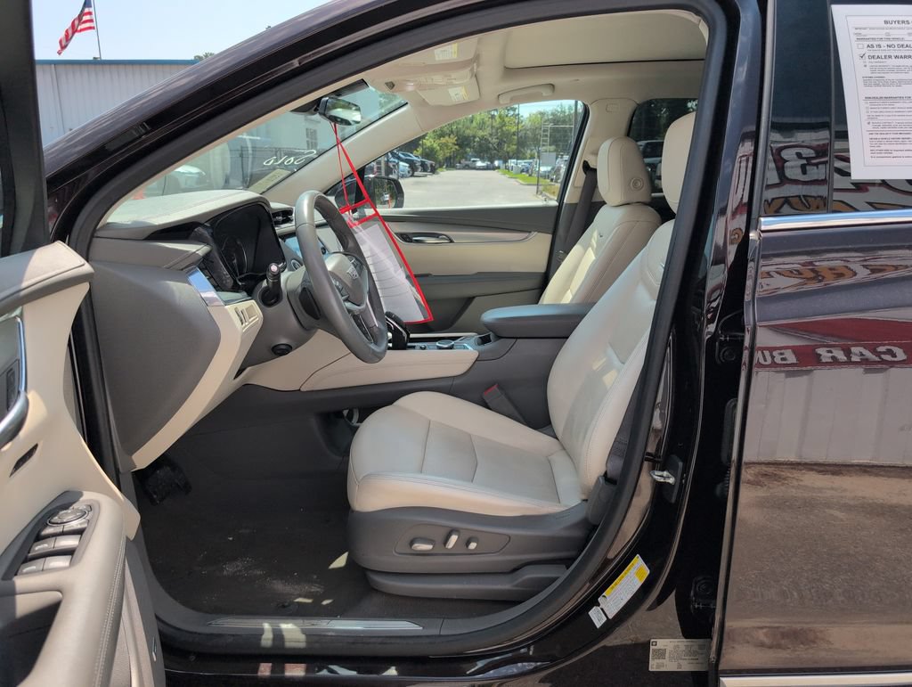 Used 2020 Cadillac XT5 Premium Luxury FWD image 10