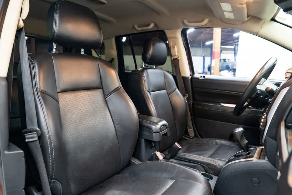 Used 2015 Jeep Compass Limited FWD image 26