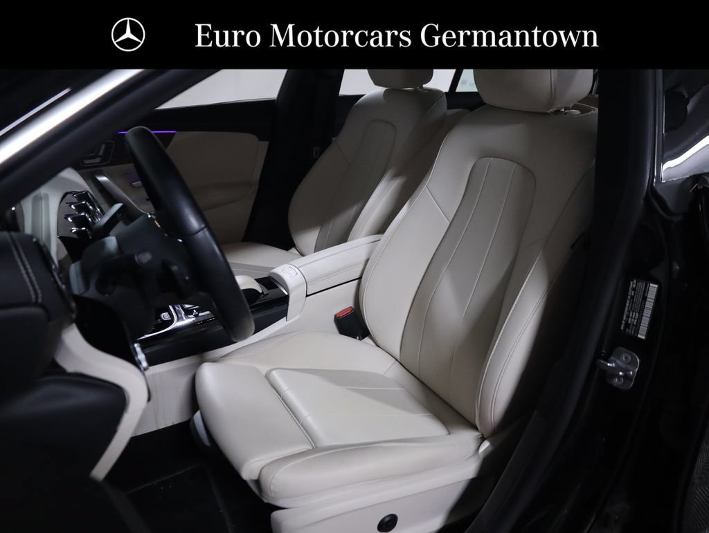 Used 2023 Mercedes-Benz CLA 250 4MATIC image 49
