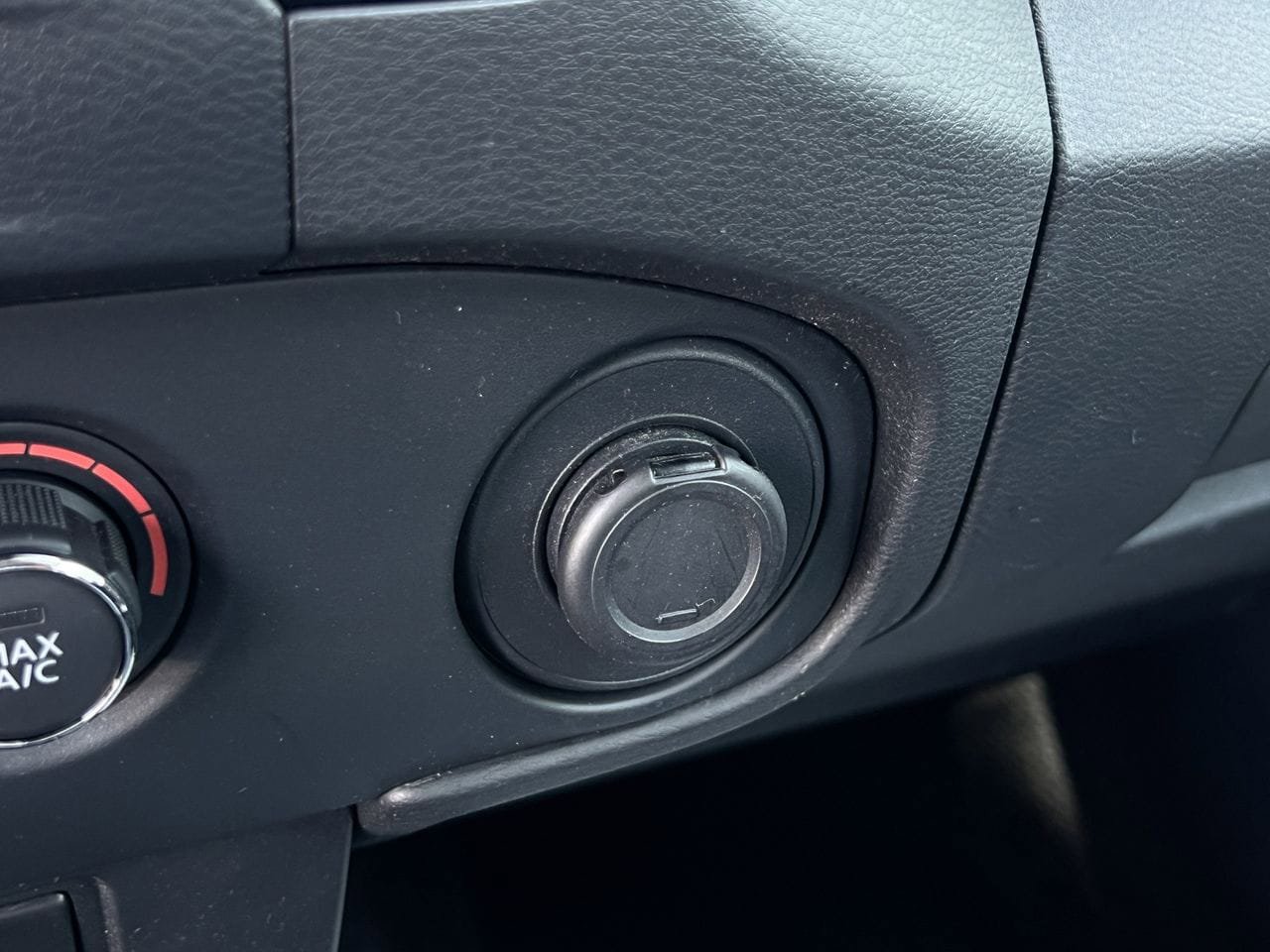 Certified 2022 Nissan Frontier SV image 20