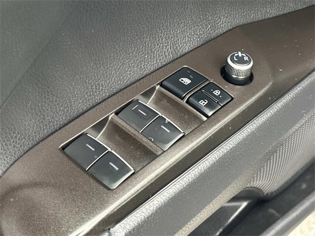 Used 2022 Toyota Camry XSE image 21