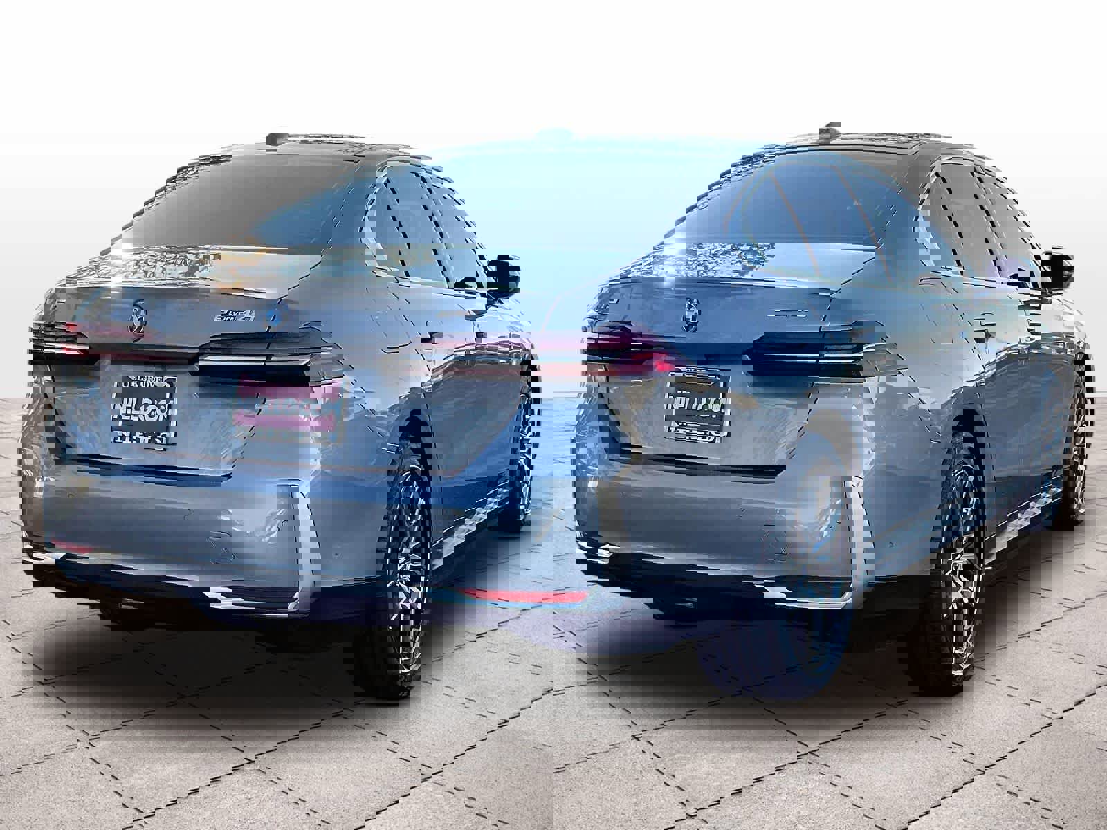 Used 2026 BMW i5 eDrive40 w/ Premium Package image 13