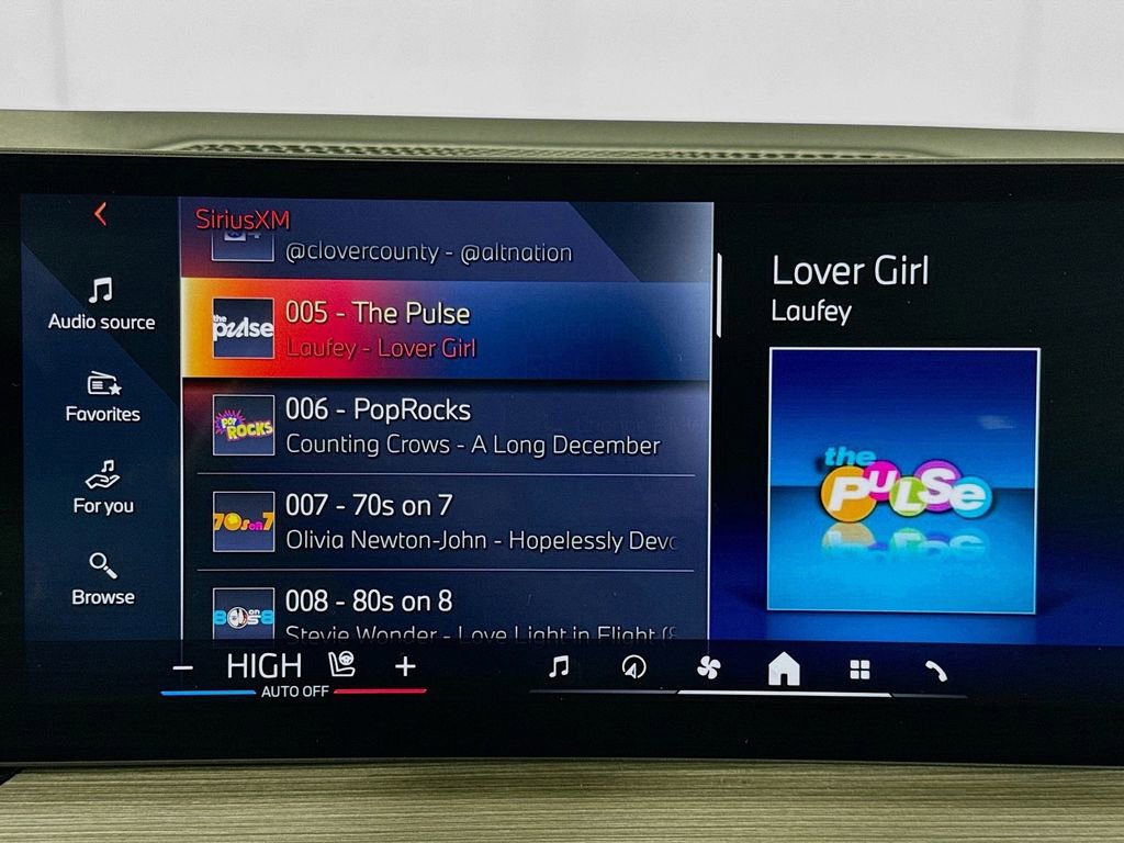 Used 2025 BMW i4 xDrive40i image 18