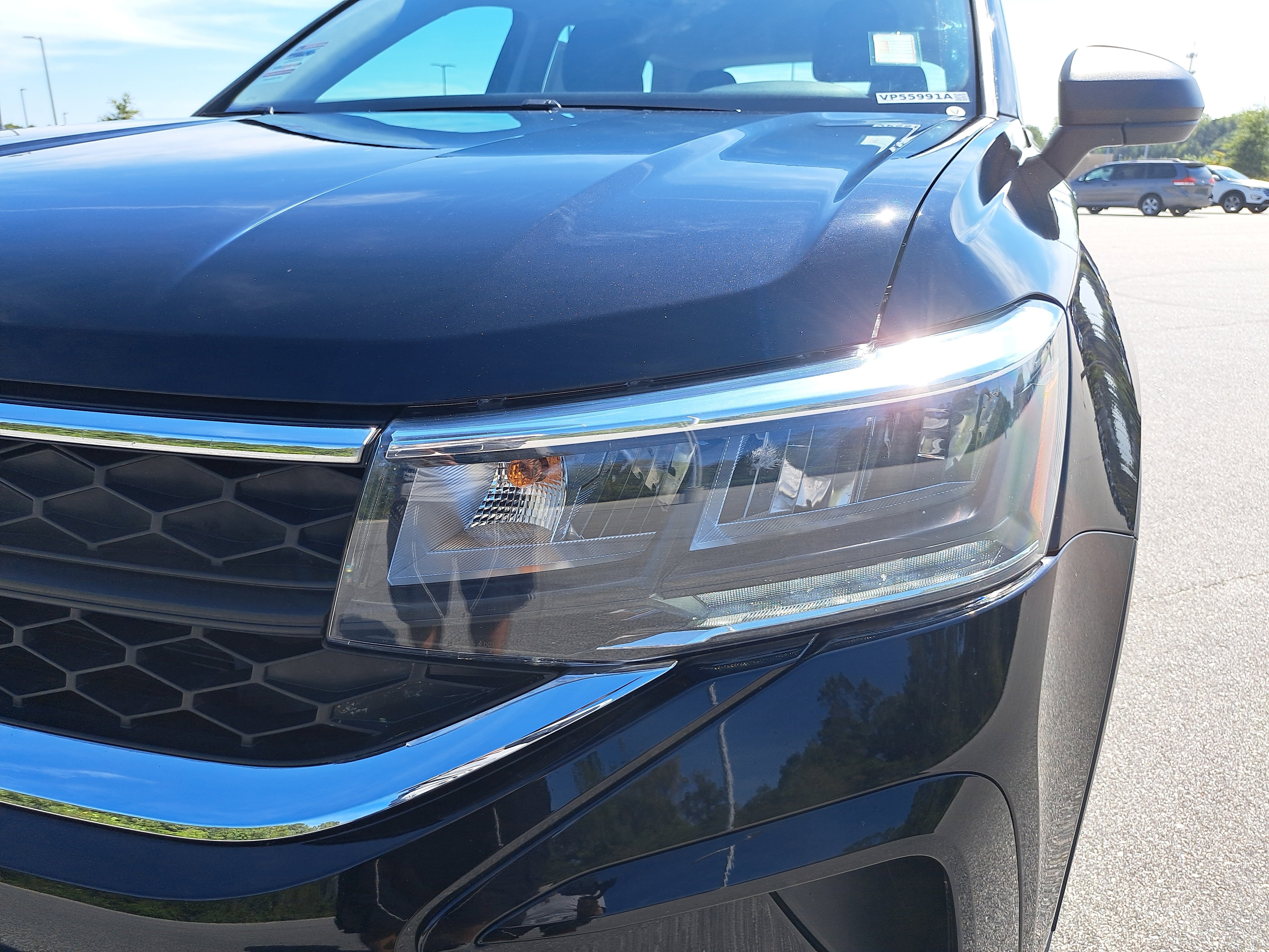 Certified 2022 Volkswagen Taos S image 29