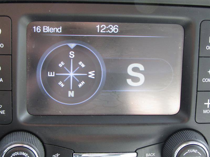 Used 2015 Jeep Renegade Latitude image 19