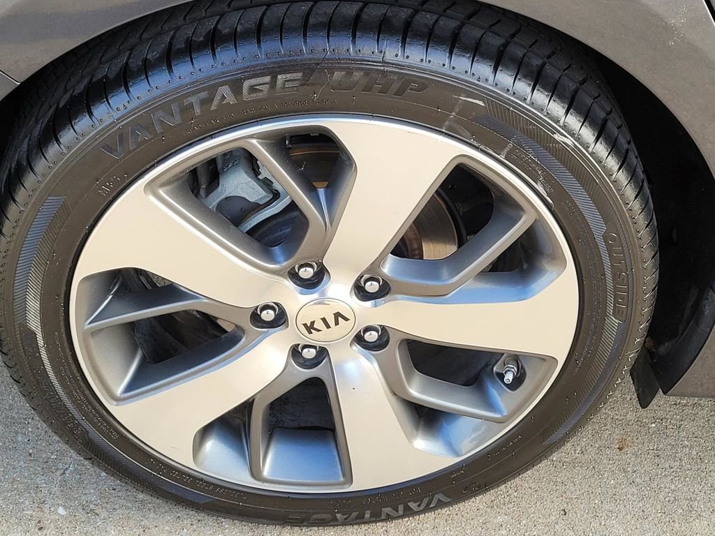 Used 2020 Kia Optima S image 6