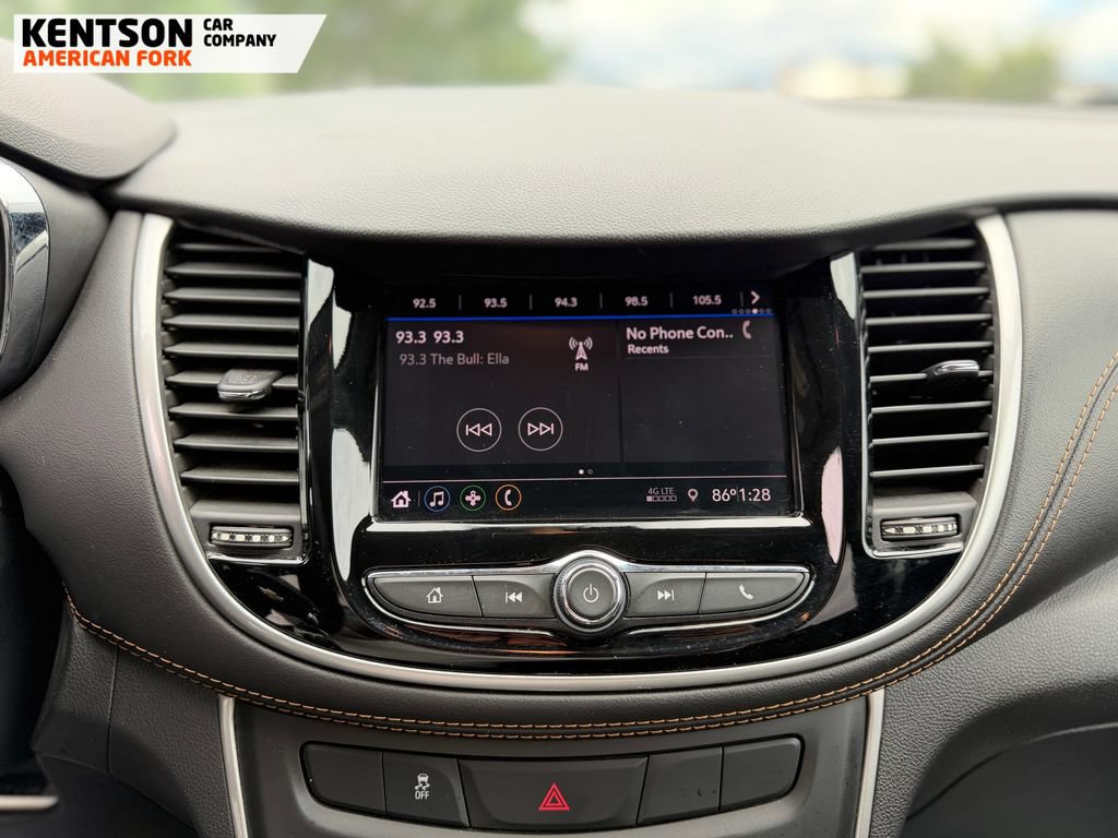 Used 2020 Chevrolet Trax LT AWD/4WD image 23