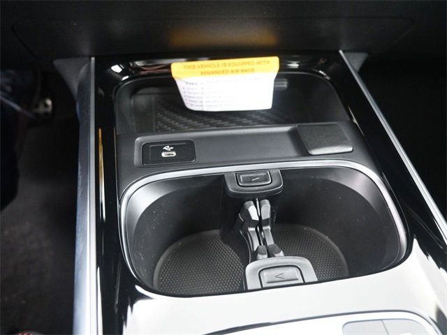 Certified 2024 Mercedes-Benz GLB 250 image 4