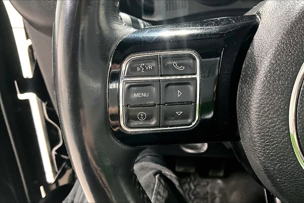 Used 2017 Jeep Wrangler Unlimited Sahara image 24