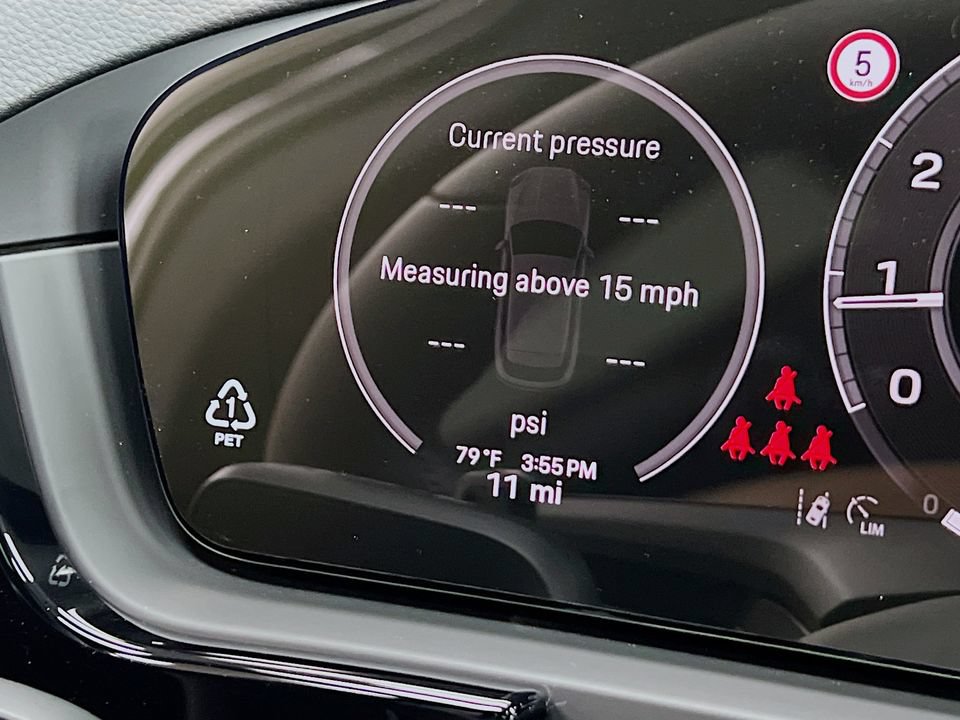 New 2026 Porsche Cayenne AWD/4WD image 13
