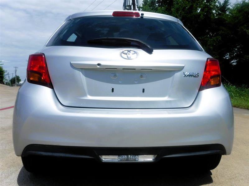 Used 2015 Toyota Yaris L FWD image 17