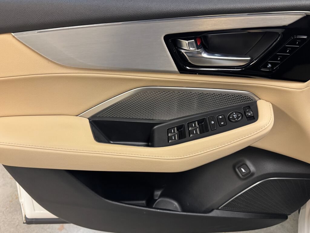 Certified 2023 Acura MDX SH-AWD image 30