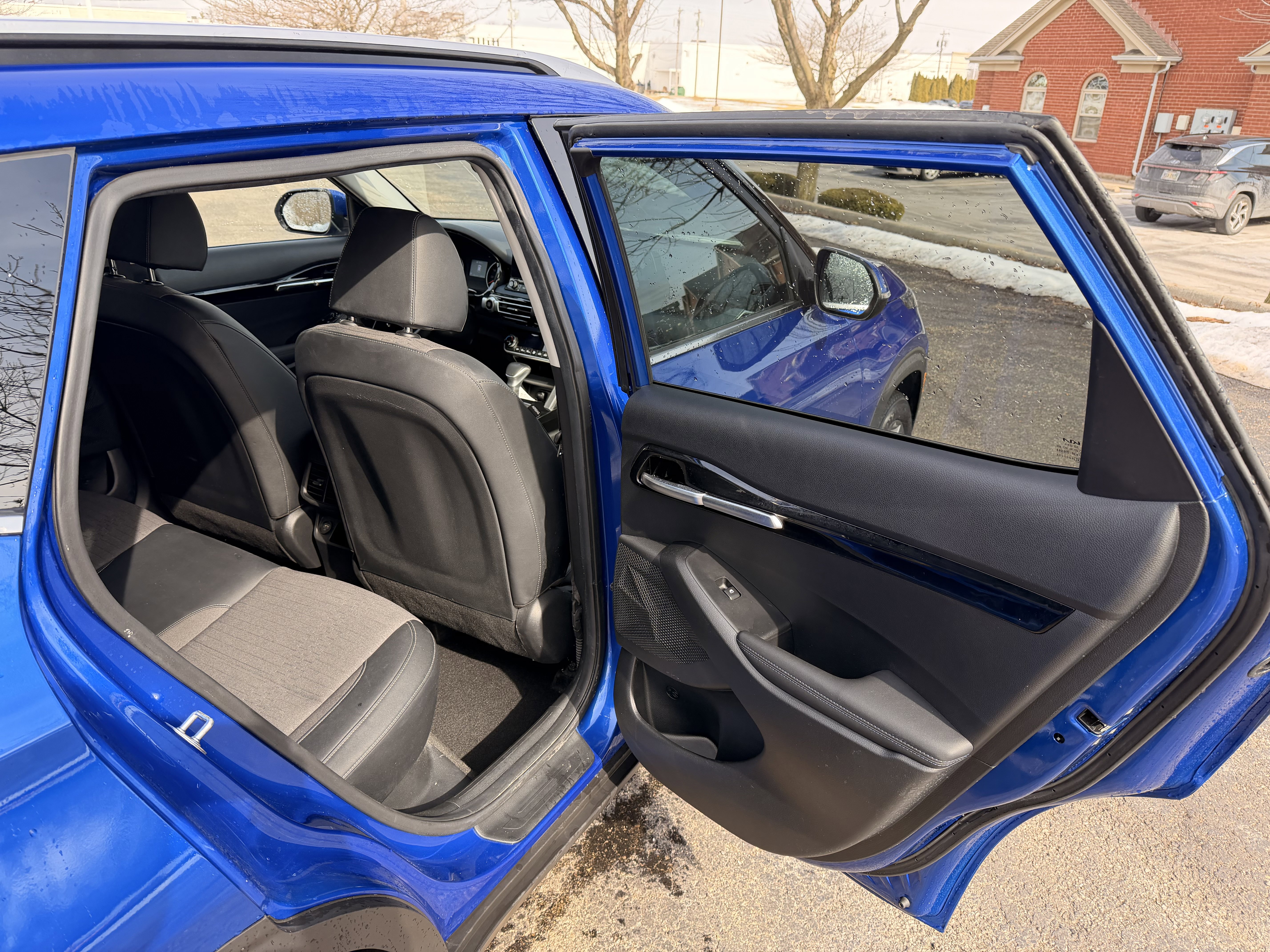 Used 2023 Kia Seltos S w/ Navigation Package image 13