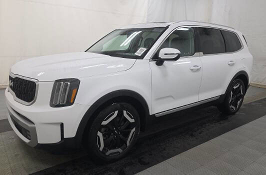 Used 2023 Kia Telluride EX image 1