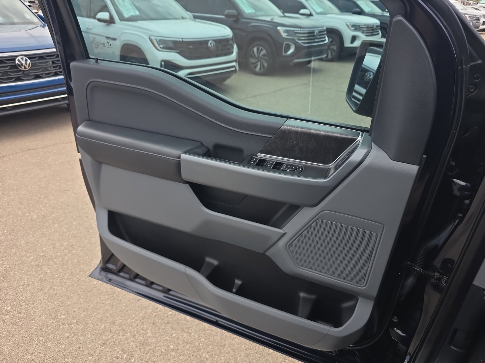 Used 2022 Ford F150 XLT w/ Equipment Group 302A High AWD/4WD image 13