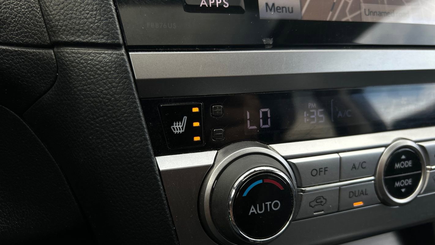 Used 2017 Subaru Outback 3.6R Limited AWD/4WD image 33