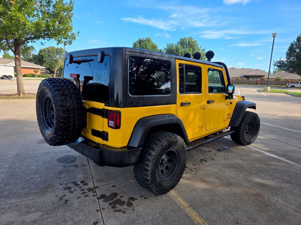Used 2015 Jeep Wrangler Unlimited Sport w/ Quick Order Package 24S AWD/4WD image 17