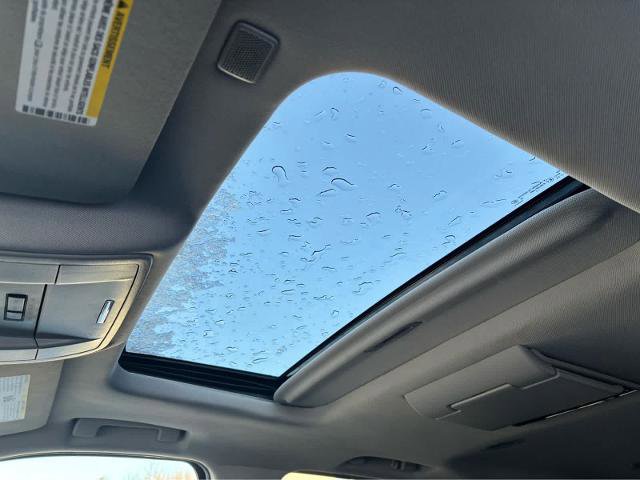 Used 2017 Chevrolet Suburban LT w/ LT Signature Package image 23