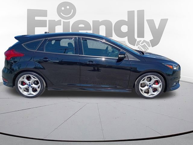 Used 2016 Ford Focus ST FWD image 4