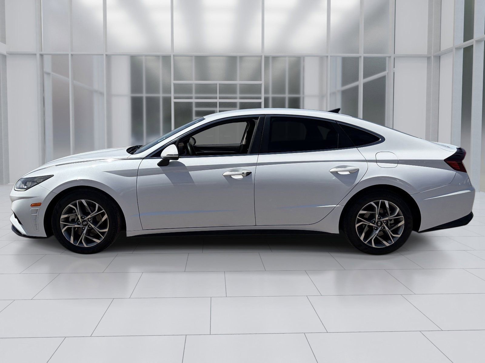 Used 2020 Hyundai Sonata SEL w/ Cargo Package FWD image 3