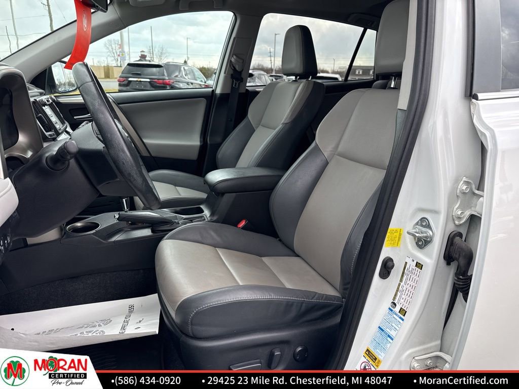Used 2015 Toyota RAV4 Limited w/ Technology Package image 12