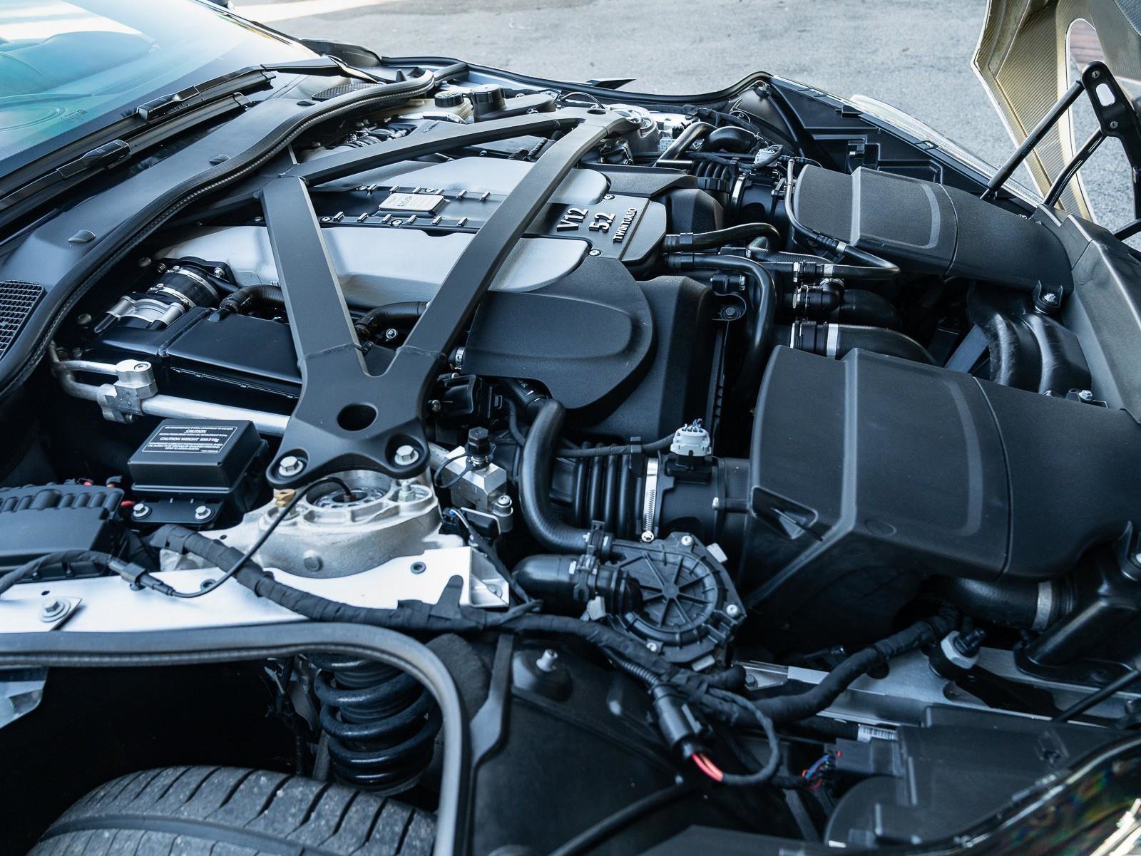 Used 2020 Aston Martin DBS Superleggera Volante image 50